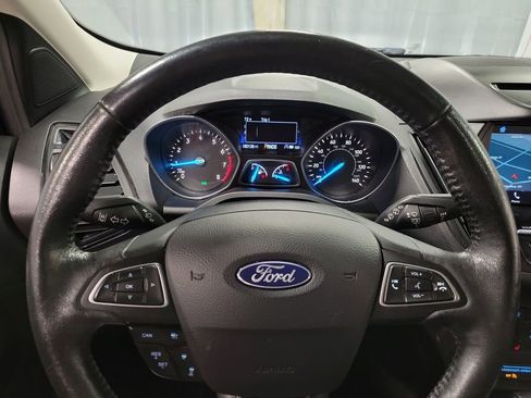 Used 2018 Ford Escape Titanium w/ Ford Safe & Smart Package AWD/4WD image 16