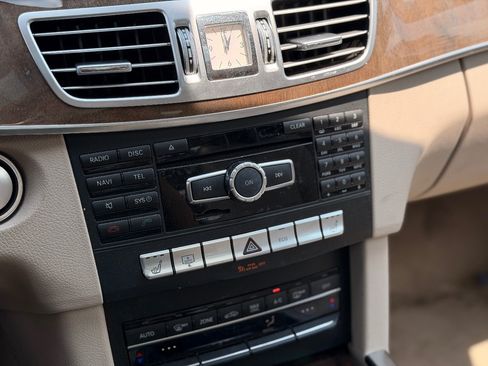Used 2015 Mercedes-Benz E 350 4MATIC Sedan image 20