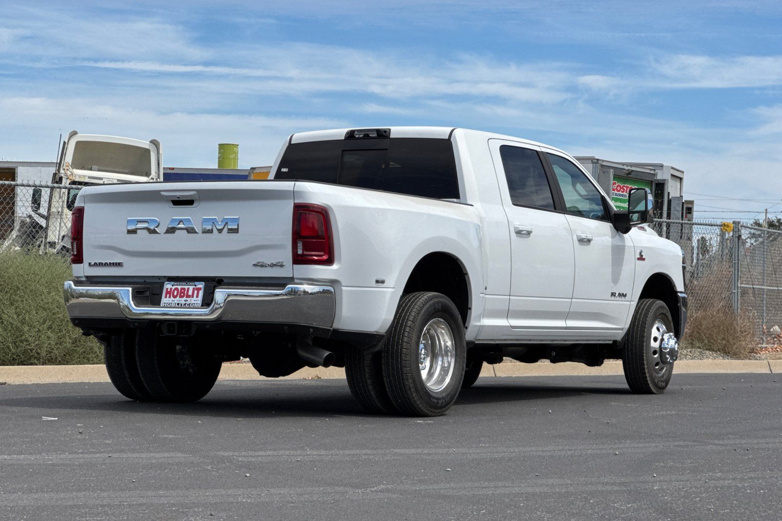 New 2027 RAM 3500 Laramie w/ Towing Technology Group AWD/4WD image 3