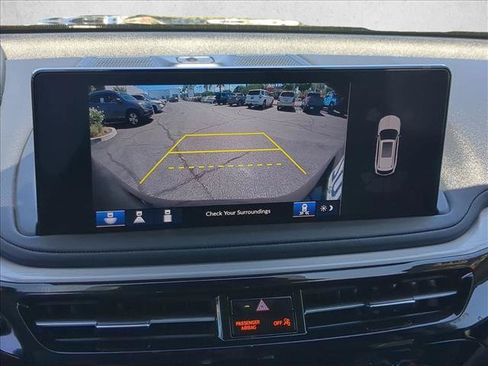 Certified 2025 Acura MDX w/ Technology Package FWD image 14