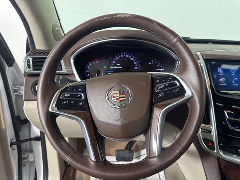 Used 2015 Cadillac SRX Luxury w/ Driver Awareness Package image 29