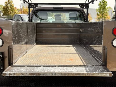 Used 2016 Ford F350 2WD Regular Cab Super Duty image 36