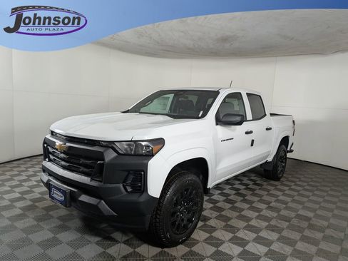 New 2026 Chevrolet Colorado W/T w/ WT Custom Package AWD/4WD image 1
