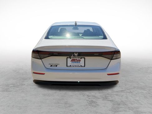 Used 2024 Honda Accord EX image 5