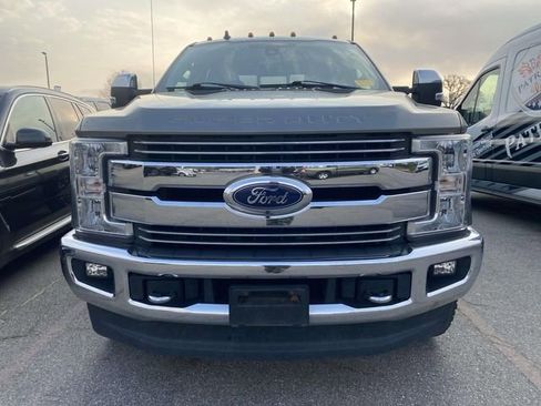 Used 2019 Ford F250 Lariat w/ Tow Technology Bundle image 2