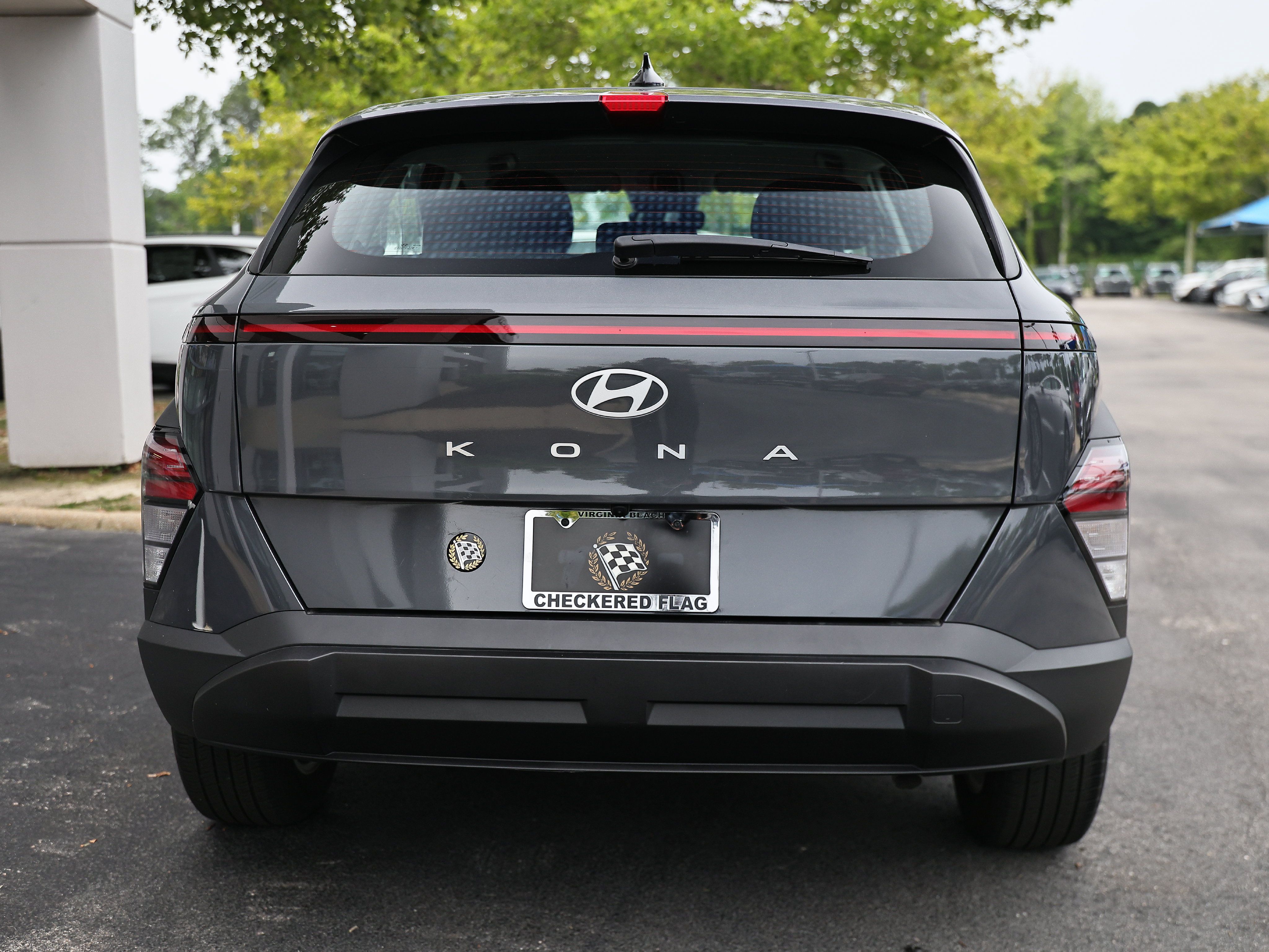 Used 2024 Hyundai Kona SE FWD image 8