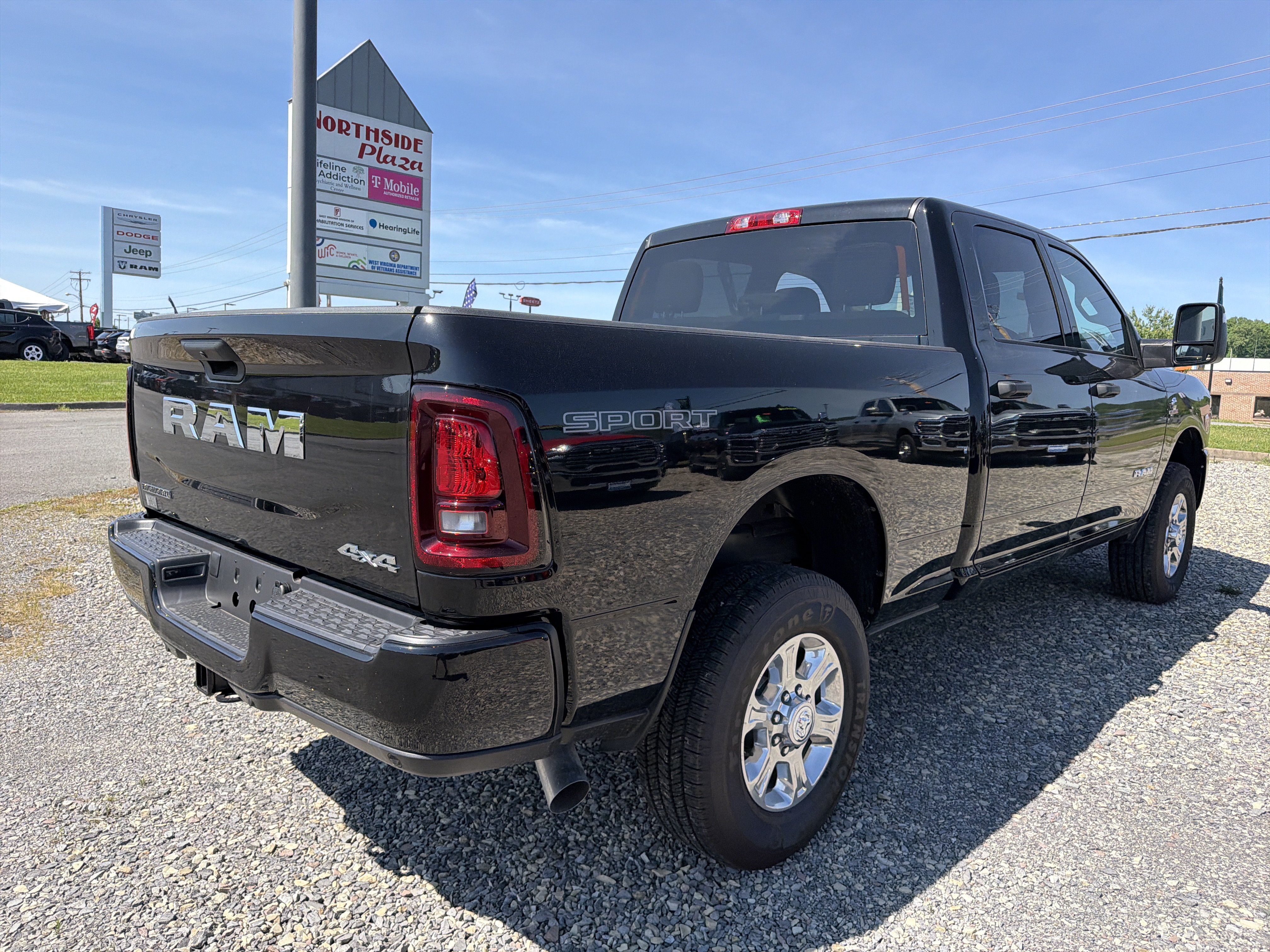 New 2026 RAM 2500 Big Horn AWD/4WD image 6