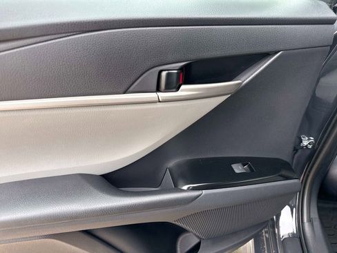 New 2026 Toyota Camry SE FWD image 12