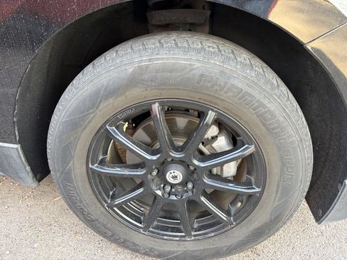 Used 2019 Chevrolet Equinox LS w/ LPO, Floor Liner Package FWD image 7