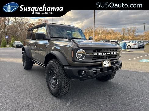 New 2025 Ford Bronco Big Bend w/ Black Diamond Package image 1