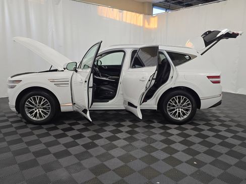 Used 2024 Genesis GV80 2.5T image 12