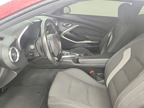 Used 2021 Chevrolet Camaro LT image 15