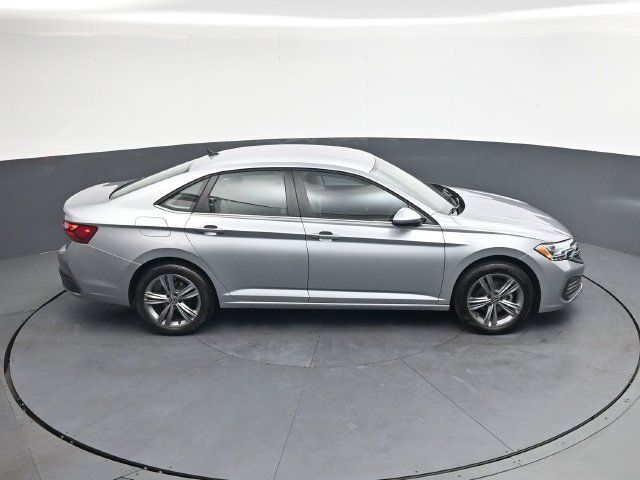 Used 2024 Volkswagen Jetta SE FWD image 24