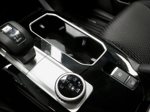 New 2026 Mitsubishi Outlander ES image 26