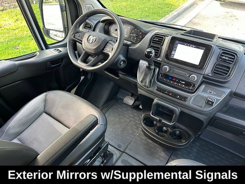 Used 2025 RAM ProMaster 2500 w/ Convenience Group FWD image 11