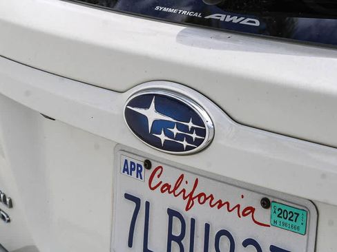 Used 2015 Subaru Crosstrek Touring AWD/4WD image 11