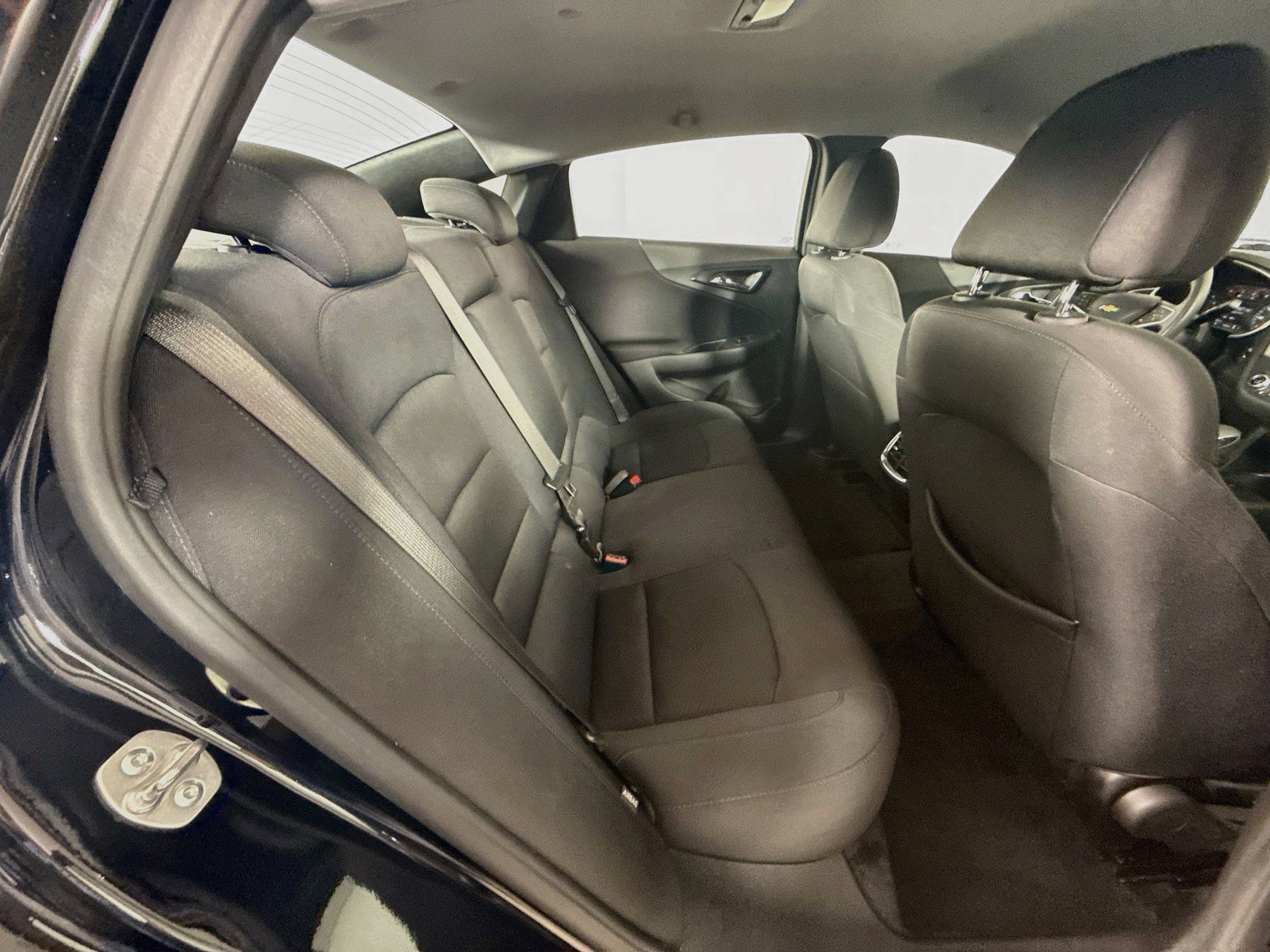 Used 2025 Chevrolet Malibu LT FWD image 30