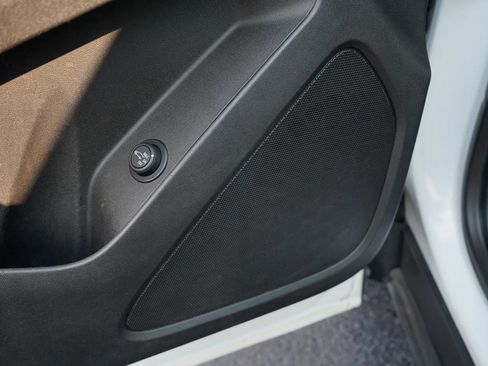Used 2020 Chevrolet Equinox LT w/ Driver Convenience Package FWD image 22