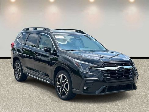 Used 2023 Subaru Ascent Limited AWD/4WD image 3