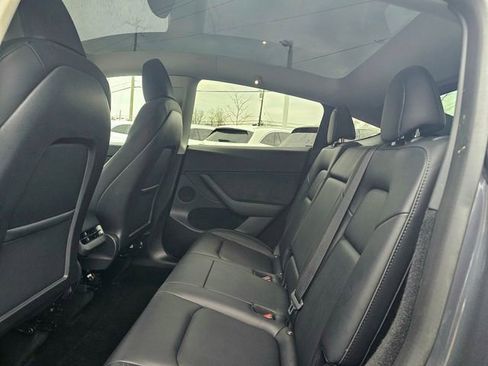 Used 2023 Tesla Model Y Long Range image 22