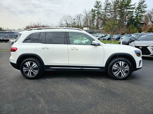 New 2026 Mercedes-Benz GLB 250 4MATIC image 7