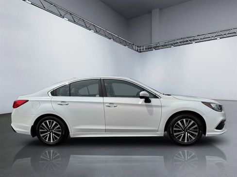 Used 2019 Subaru Legacy 2.5i Premium AWD/4WD image 3