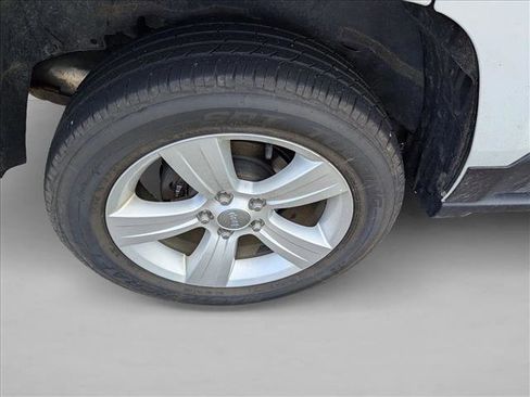 Used 2014 Jeep Patriot Latitude w/ Sun/Sound Group image 7