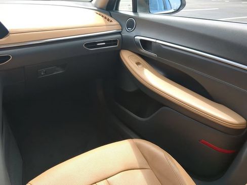 Used 2023 Hyundai Sonata Limited FWD image 15