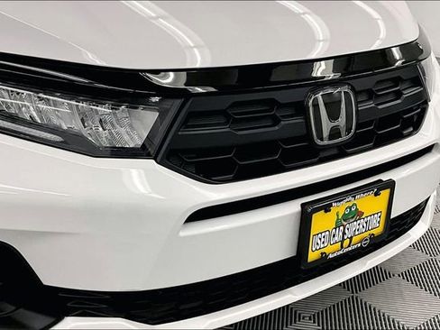 Used 2025 Honda Odyssey Sport-L image 32