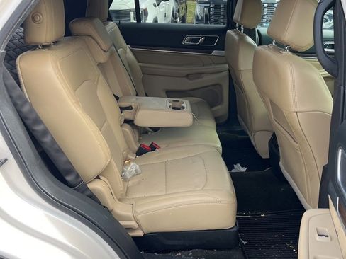 Used 2016 Ford Explorer Limited w/ Equipment Group 301A image 13