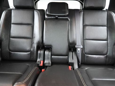 Used 2015 Ford Explorer Sport w/ Equipment Group 401A image 28