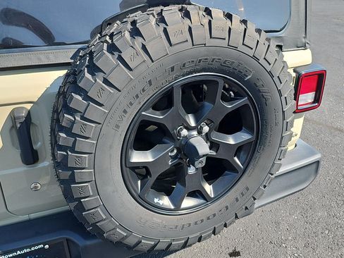 Used 2022 Jeep Wrangler Unlimited Sport AWD/4WD image 28