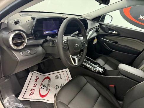 New 2026 Chevrolet Trax ACTIV w/ Driver Confidence Package image 12