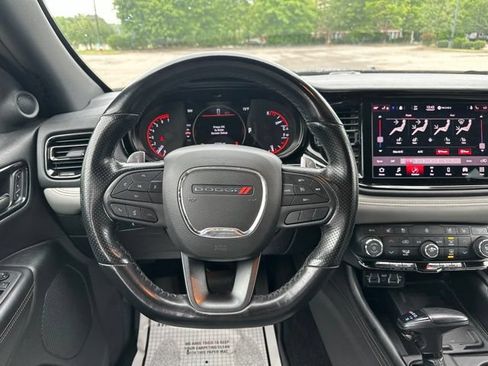 Used 2022 Dodge Durango R/T RWD image 12