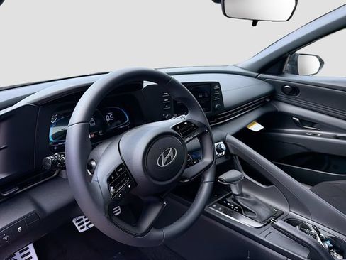 New 2026 Hyundai Elantra Sport FWD image 9