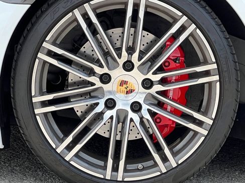 Used 2015 Porsche 911 Carrera 4S AWD/4WD image 15