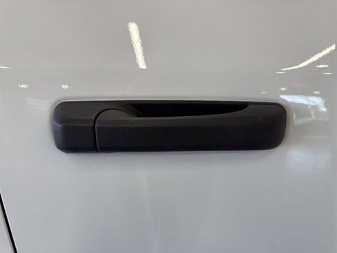 Used 2024 RAM 2500 Big Horn image 25