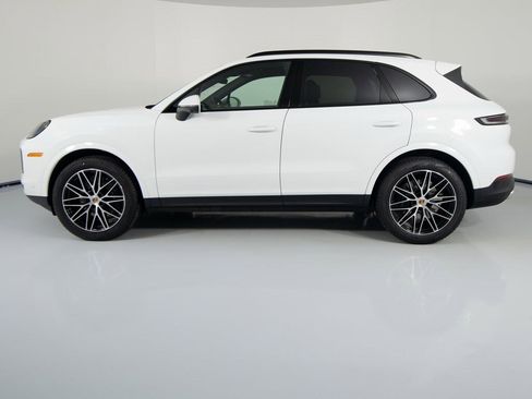 New 2026 Porsche Cayenne image 7
