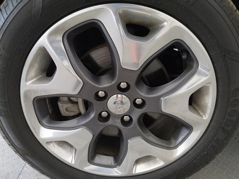 Used 2021 Jeep Compass Limited AWD/4WD image 31