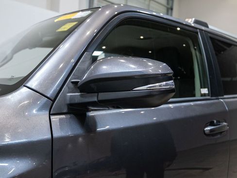 Certified 2019 Toyota 4Runner SR5 Premium image 9