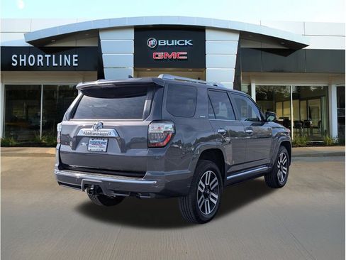 Used 2022 Toyota 4Runner Limited AWD/4WD image 3