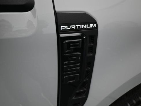 Used 2026 Ford F350 Platinum w/ FX4 Off-Road Package AWD/4WD image 59