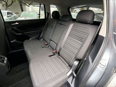 Certified 2022 Volkswagen Tiguan S image 21