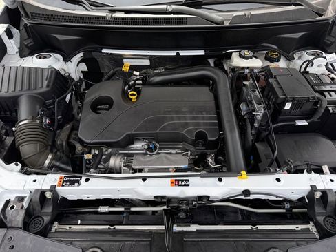 Used 2024 Chevrolet Equinox RS FWD image 28