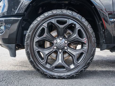 Certified 2022 RAM 1500 Limited w/ Night Edition AWD/4WD image 25