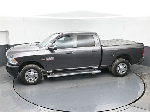Used 2016 RAM 2500 Tradesman w/ Chrome Appearance Group image 33
