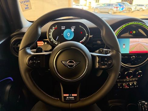 Used 2023 MINI Cooper S image 31