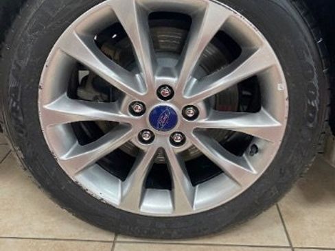 Used 2017 Ford Fusion Energi SE image 27