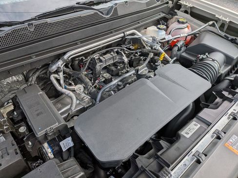 New 2026 Chevrolet Colorado Trail Boss AWD/4WD image 12