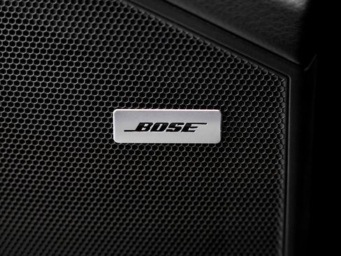 Used 2023 Porsche Cayenne Platinum Edition image 17